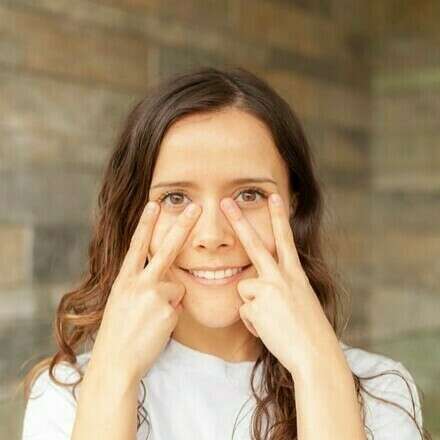 Taller de yoga facial junto a Bom Beauty 