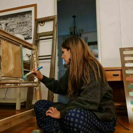 Aprende a renovar muebles con pintura a la tiza y lavado de madera junto a María Jesús Correa 