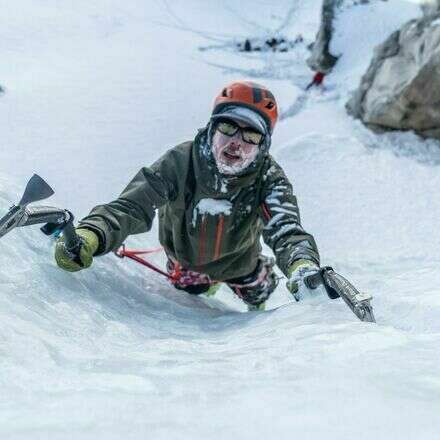 CLÍNICA DE INTRODUCCIÓN A LA ESCALADA EN HIELO - Coyhaique