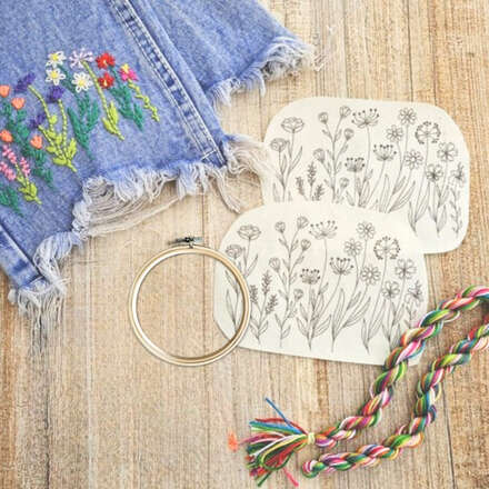 Dale un toque personalizado y especial a tus jeans junto a Sin Enredos 