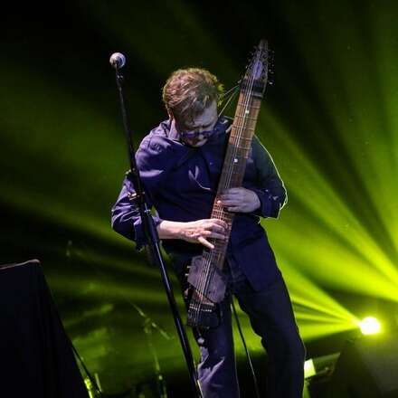 SILVIO PAREDES - VIAJE SONORO CON CHAPMAN STICK