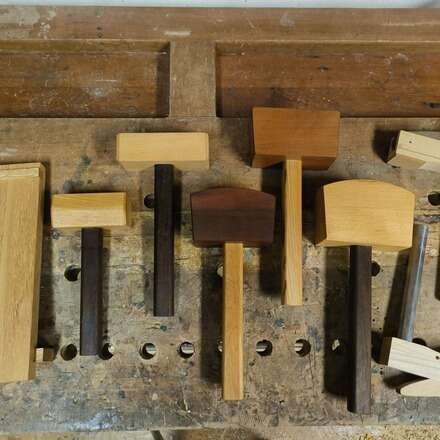 Taller tipos de bancos y herramientas antiguas junto a Sebastián Reyes 