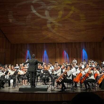 Llegamos con la música | Orquesta Sinfónica Juvenil UNAB 