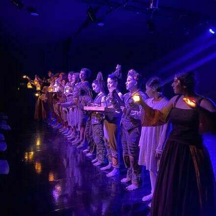 DÍA DEL TEATRO UNIACC 2023 - BLANCA NIEVE EN LA CASA DE LOS ENANOS