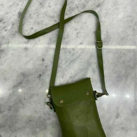 Crea tu porta celular junto a Ns Leather 